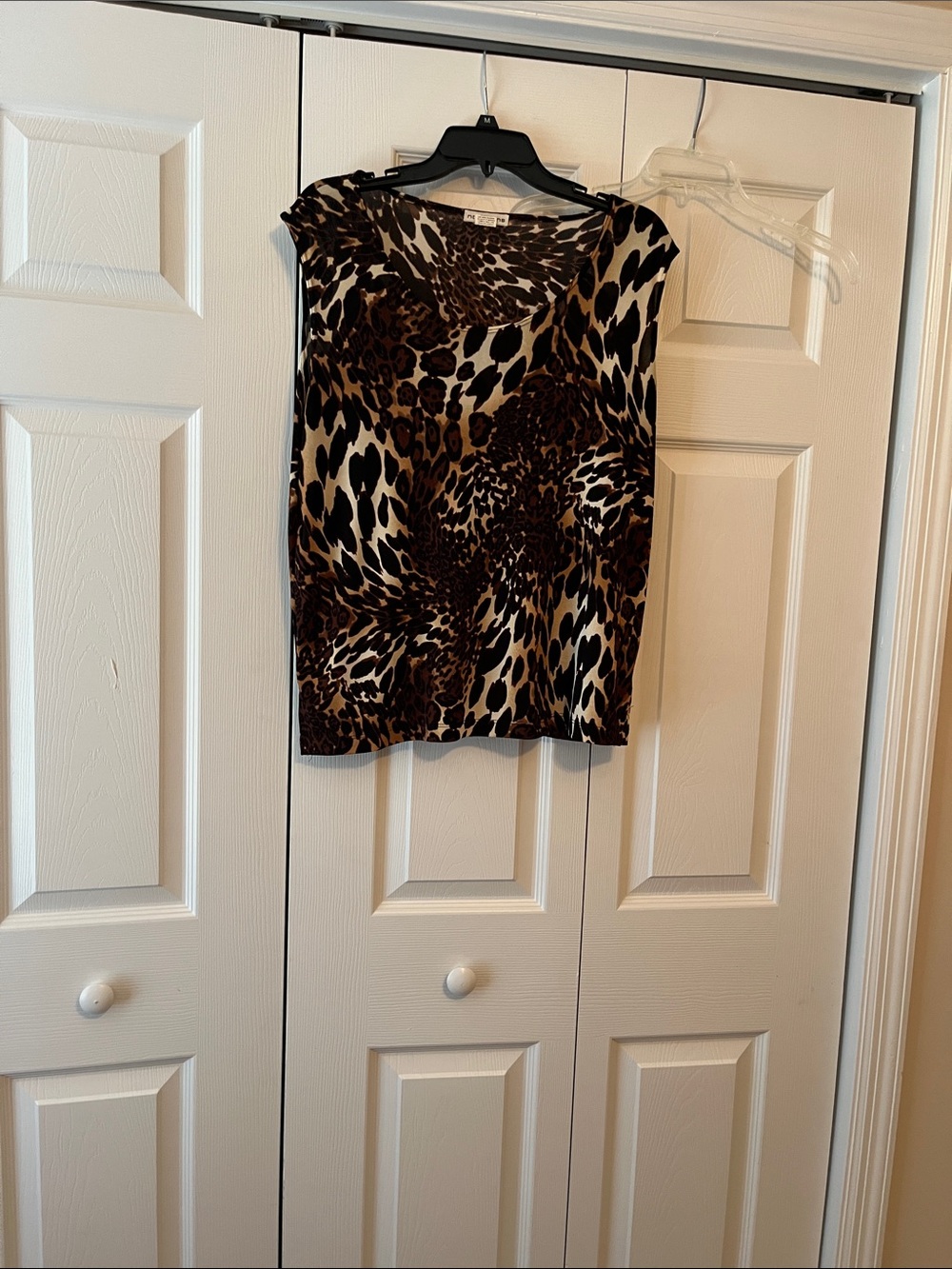 Notations Leopard Print Top - Brown & Black